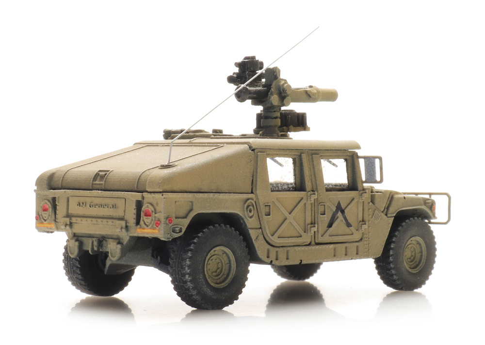 artitec-6870539-2-US-Army-Humvee-Desert-armored-TOW-System-Slantback