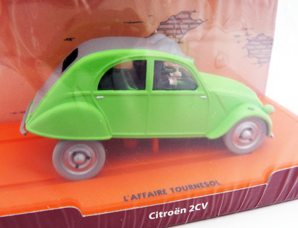 tintin-moulinsart-2528029-2-Citroen-2CV-Ente-Vollbremsung-Tim-und-Struppi