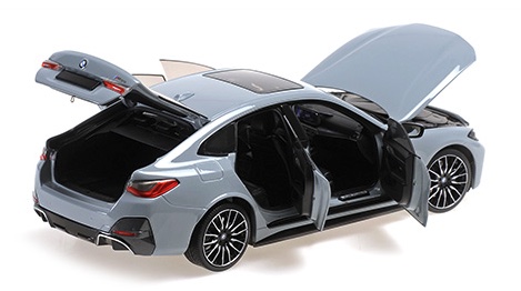 minichamps-110023010-4-BMW-i4-M50-2022-grey-metallic-trunk