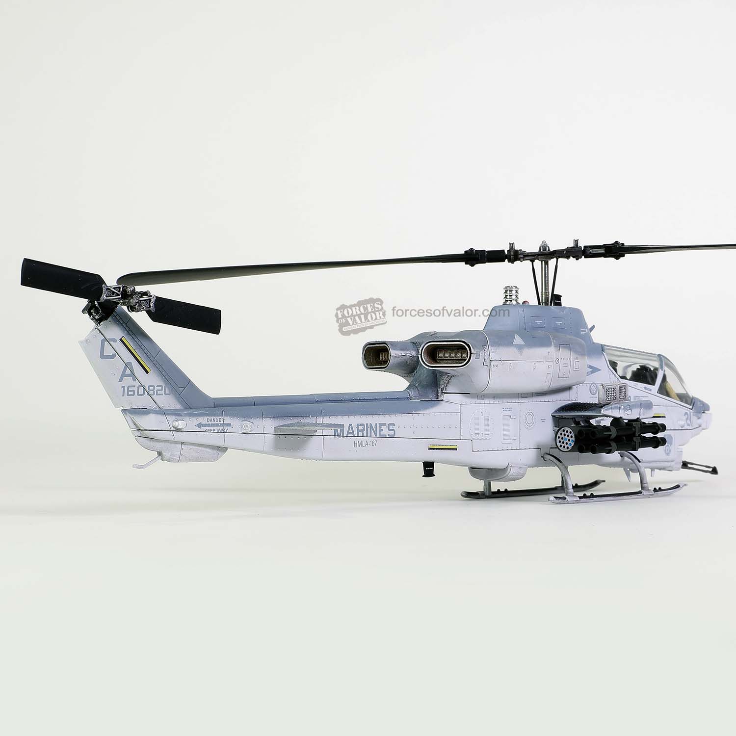 forcesofvalor-FOV-820004A-2-4-US-Marine-Corps-Bell-AH-1W-Whiskey-Cobra-Helicopter-NTS-911-tribute-scheme-Camp-Bastion forcesofvalor-FOV-820004A-2-4-US-Marine-Corps-Bell-AH-1W-Whiskey-Cobra-Helicopter-NTS-911-tribute-scheme-Camp-Bastion