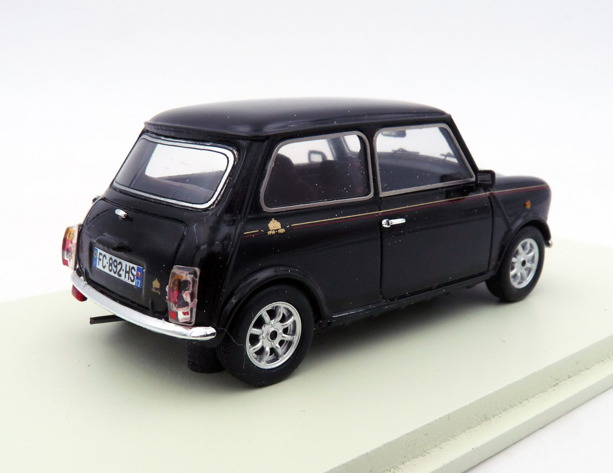 spark-S2661-2-Austin-Rover-Mini-Mk-II-30th-Anniversary-1989-schwarz