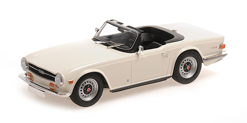 minichamps-155132035-1-Triumph-TR6-1969-créme-weiß-Cabriolet