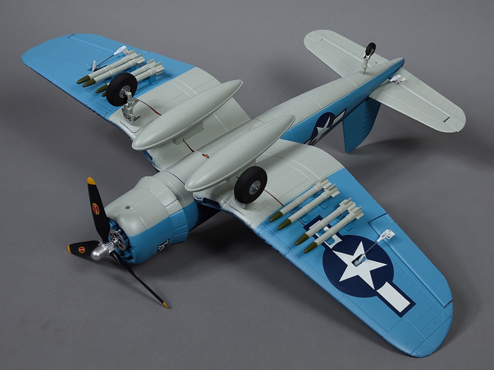 derbee-aircrafts-DB001PB-4-F4U-Corsair-750mm-Dreiblatt-Luftschraube