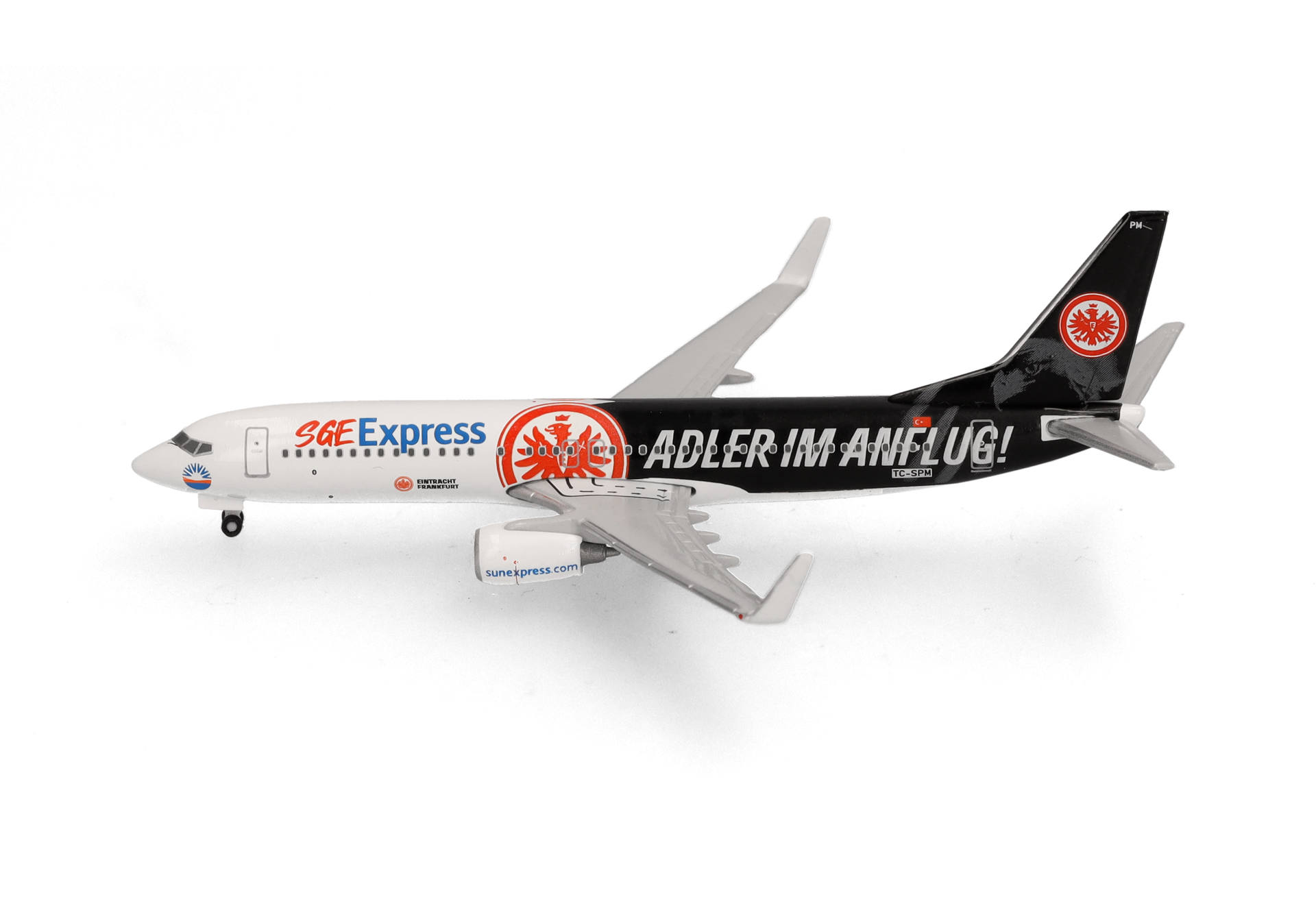 herpa-538107-2-Sun-Express-Boeing-737-800-Eintracht-Frankfurt-SGE-Express-Adler-im-Anflug-Registration-TC-SPM