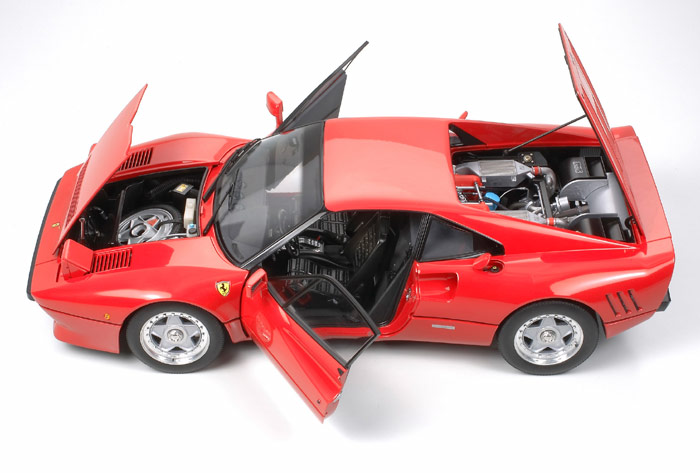 Tamiya Collector´s Club Special Ferrari GTO (rot) Semi-Assembled Premium Model #300023211