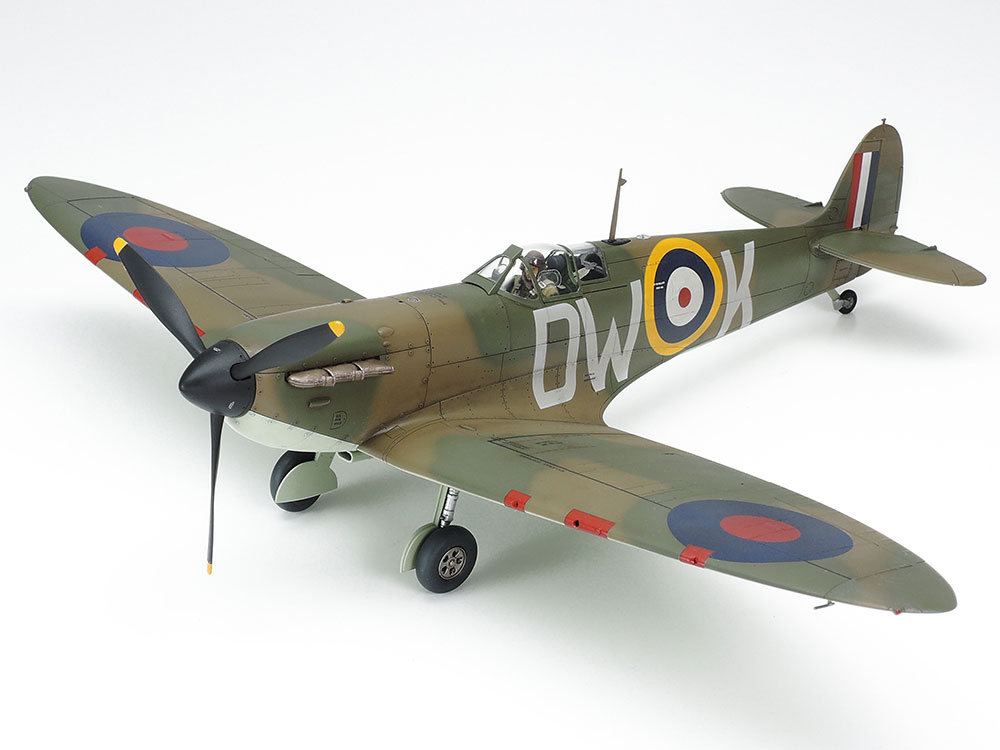 tamiya-61119-1-Spitfire-MkI-britisches-Jagdflugzeug