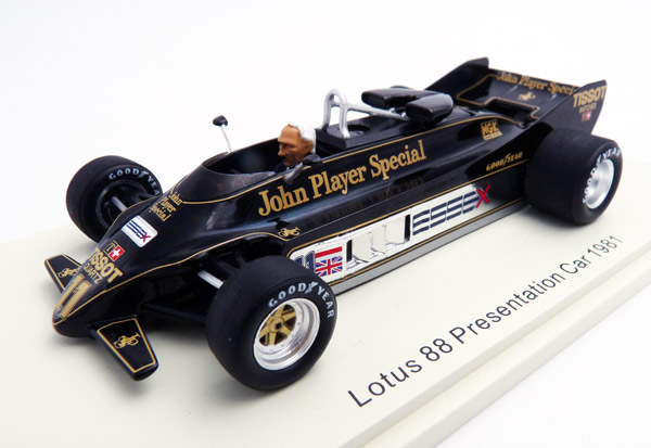 spark-UK002-1-Team-Lotus-88-Presentation-Car-Colin-Chapman-John-Player-Special-1981 spark-UK002-1-Team-Lotus-88-Presentation-Car-Colin-Chapman-John-Player-Special-1981