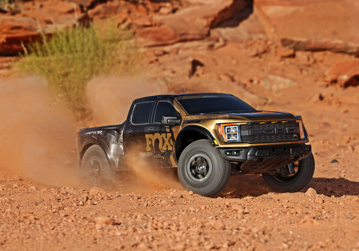 traxxas-101177-4-FOXSE-9-Raptor-R-4x4-Ultimate-Edition-gold-robuste-Off-Road-Action