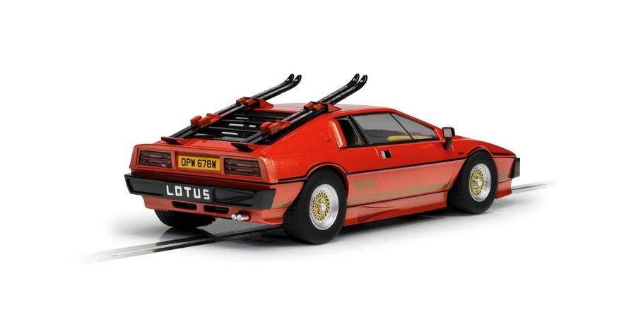 scalextric-C4301-2-Lotus-Esprit-Turbo-James-Bond-007-For-your-eyes-only