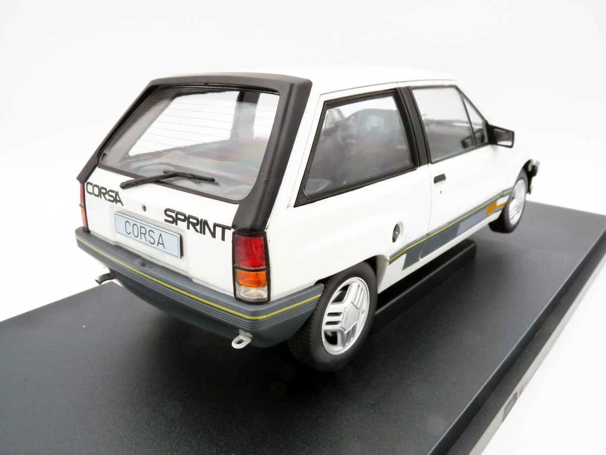 Model-car-group-MCG18432-2-Opel-Corsa-A-13i-Sprint-R-Irmscher-polarweiß-hinten