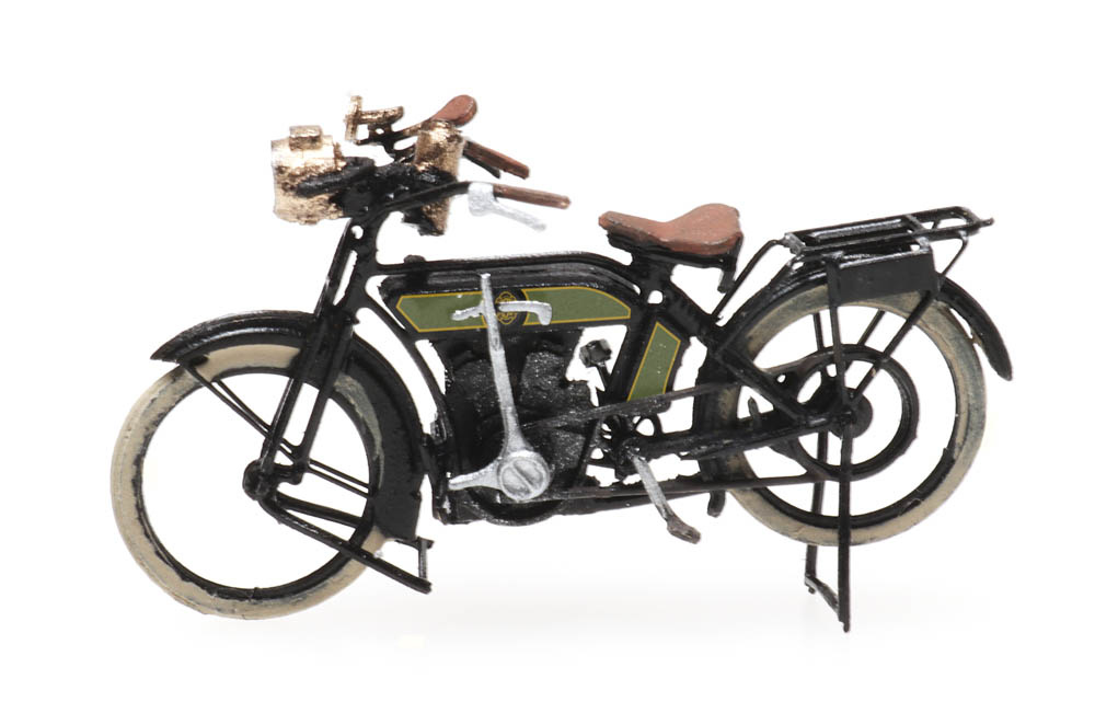 artitec-387422-NSU-Motorrad-Epoche-I-zivil-grün-schwarz