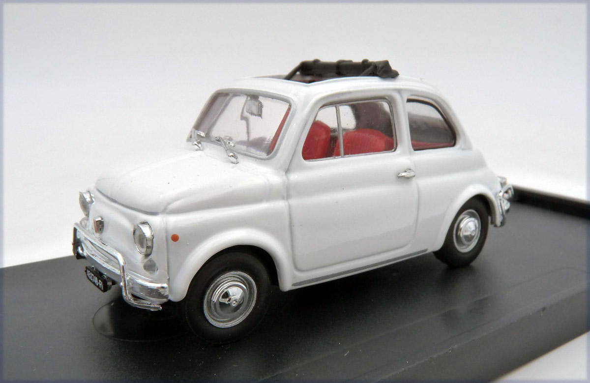 brumm-R464-03-1-Fiat-500L-Cinquecento-1969-1972-bianco-rosso-weiß-rot-Faltdach