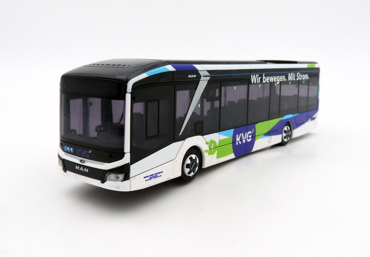 Rietze-76359-1-MAN-Lions-City-12-E-Elektrobus-KVG-Kahlgrund-Verkehrs-Gesellschaft-mbh-Wir-bewegen-mit-Strom-Busbahnhof-Schöllkrippen-Dr-Legler