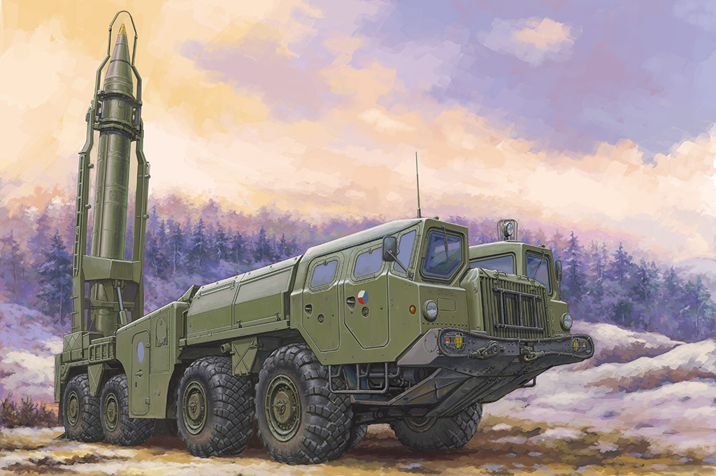 hobby-boss-82939-1-Soviet-9P117M1-Launcher-R17-Rocket-9K72-Missile-Complex-Elbrus-Scud-B