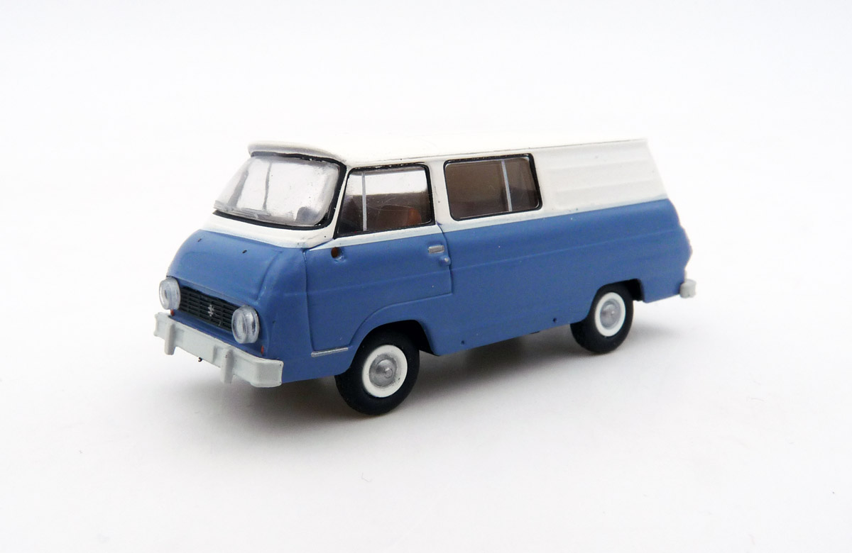 brekina-30813-Skoda-1203-Halbbus-blau-weiß-Sozialismus-Lieferwagen brekina-30813-Skoda-1203-Halbbus-blau-weiß-Sozialismus-Lieferwagen