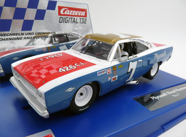 carrera-20030945-Plymouth-Road-Runner-Tennessee-Bird-Walk-Ramo-Stott-NASCAR carrera-20030945-Plymouth-Road-Runner-Tennessee-Bird-Walk-Ramo-Stott-NASCAR