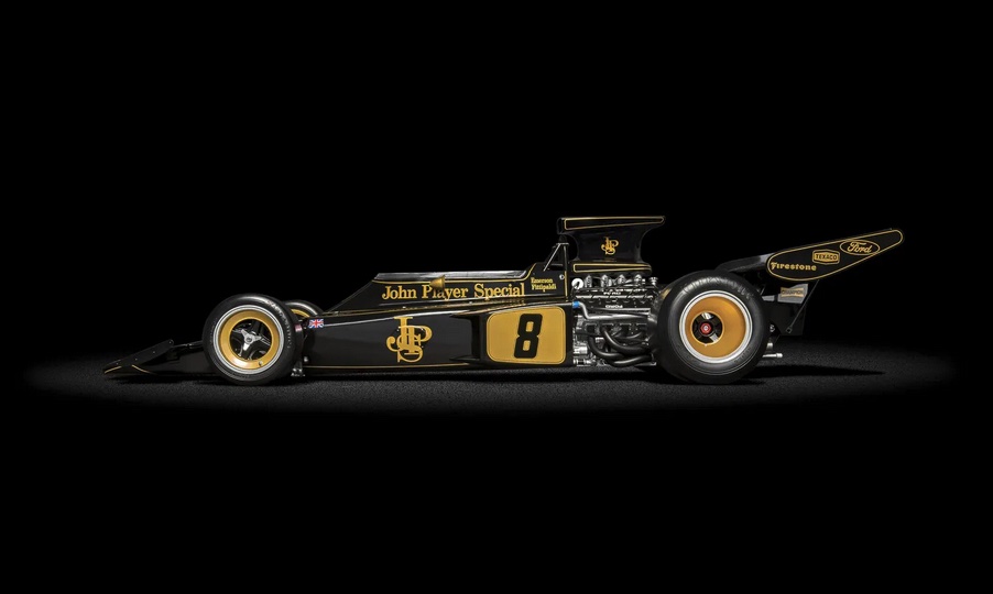 pocher-HK114-3-Lotus-72D-Emerson-Fittipaldi-1972-British-GP-1-zu-8-Großmodell