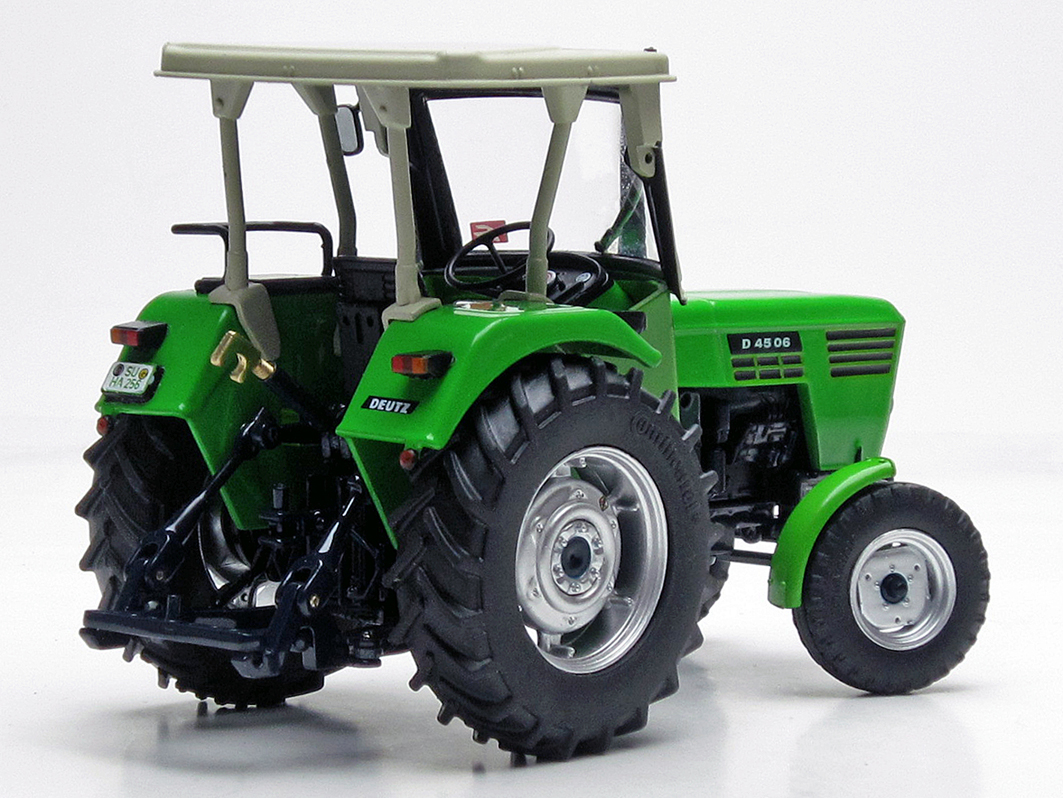 weisetoys-1071-2-Deutz-D4506-mit-Fritzmeier-Verdeck