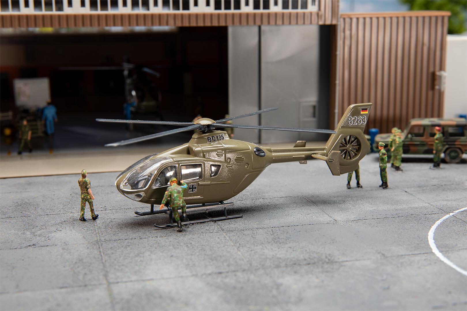 faller-131022-1-Militärhubschrauber-EC135-T1-Bundewehr-Heer-8263-German-Army faller-131022-1-Militärhubschrauber-EC135-T1-Bundewehr-Heer-8263-German-Army
