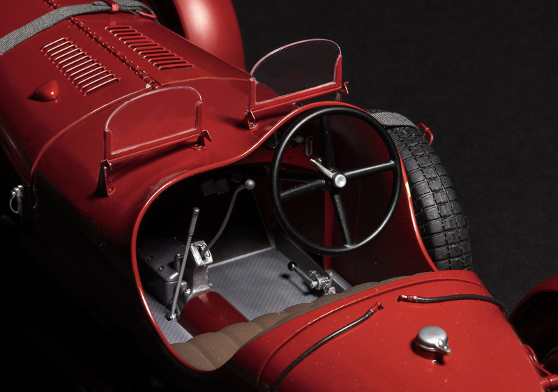 italeri-4708-3-Alfa-Romeo-8C-2300-Roadster-110th-anniversary