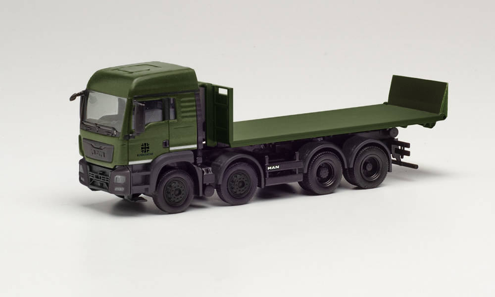 Herpa-746816-MAN-TGS-LX-8x4-Wechsellader-LKW-Bundeswehr-oliv-Truppe