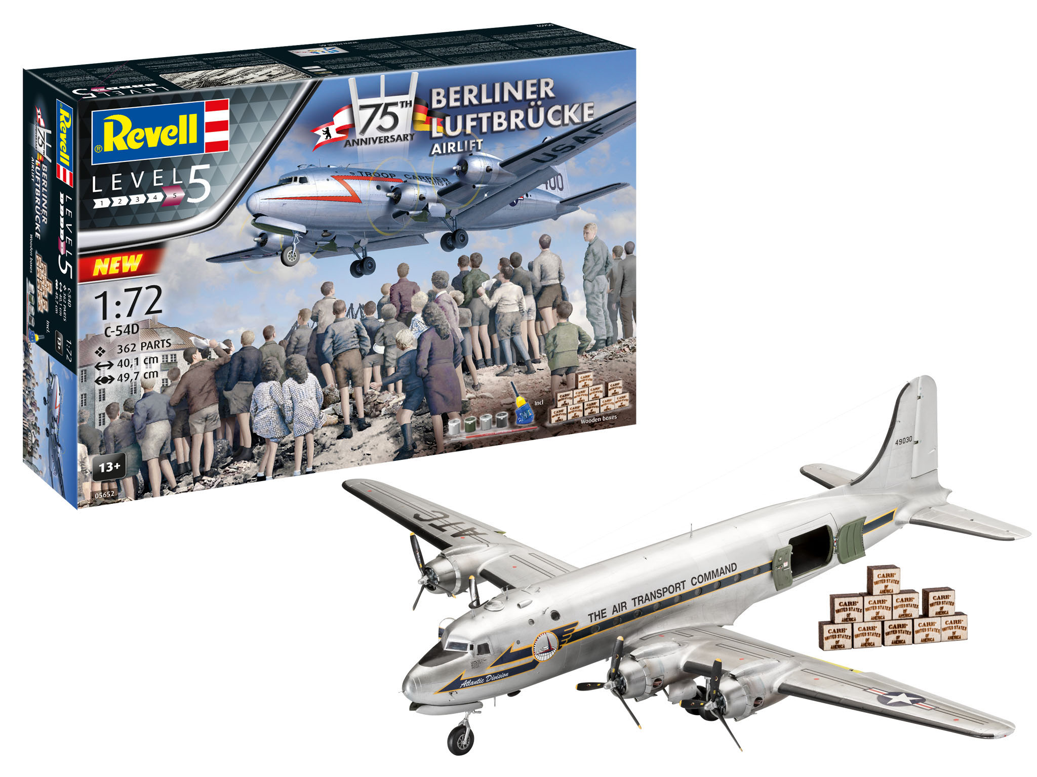 revell-05652-75th-Anniversary-Berlin-Airlift-Luftbrücke-Rosinenbomber-DC-4-C-54D-Gail-Halvorsen