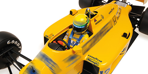 Minichamps-547871212-2-Lotus-Honda-99T-Ayrton-Senna-1987-Monaco-GP-Sieger-Camel-Fahrerfigur-Cockpit