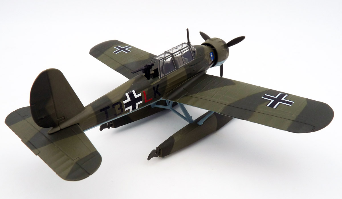 oxford-AC108S-2-Arado-AR-196-Bordflieger-Staffel-196-Bismarck-1941-T3+LK