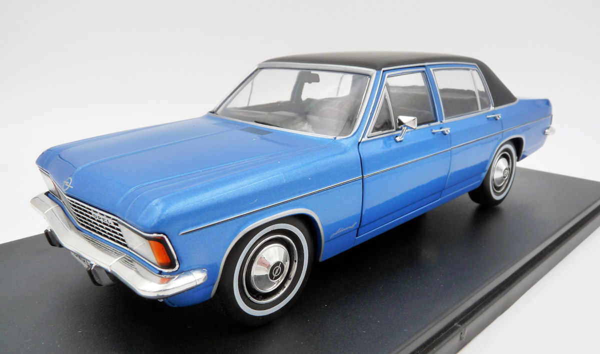 whitebox-WB124085-O-1-Opel-Admiral-B-Limousine-blau-metallic