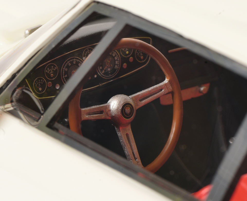 schuco-450020700-3-Glas-3000-V8-Frua-Coupé-Dingolfing-Glaserati