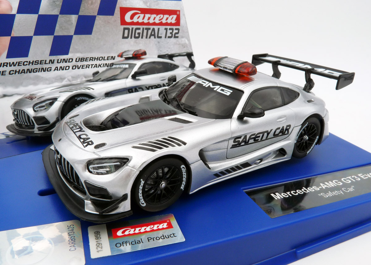 carrera-20032016-Mercedes-AMG-GT3-Evo-Safety-Car-mit-Blinklicht-Funktion carrera-20032016-Mercedes-AMG-GT3-Evo-Safety-Car-mit-Blinklicht-Funktion