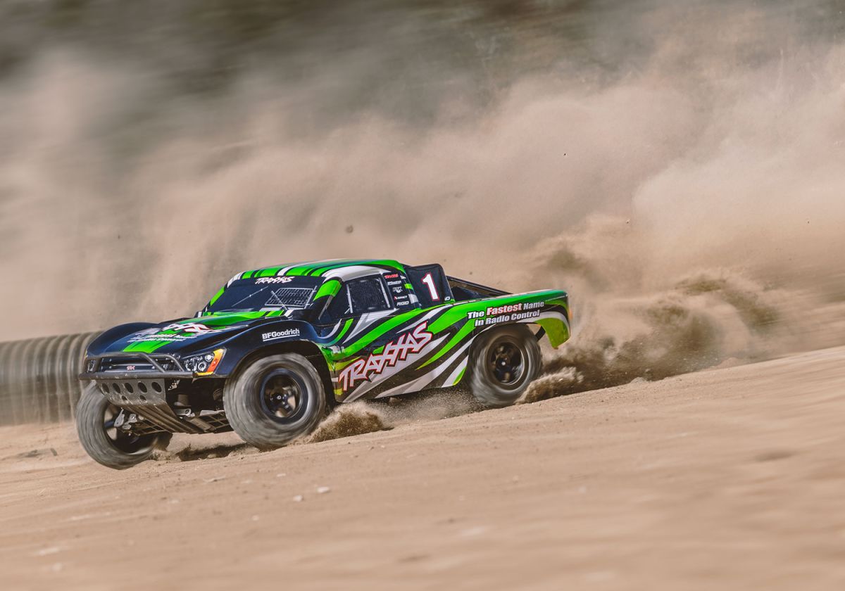Traxxas-58234-8-GRNX-2-Slash-Stadium-Truck-grün-ferngesteuert-Off-Road-Fun
