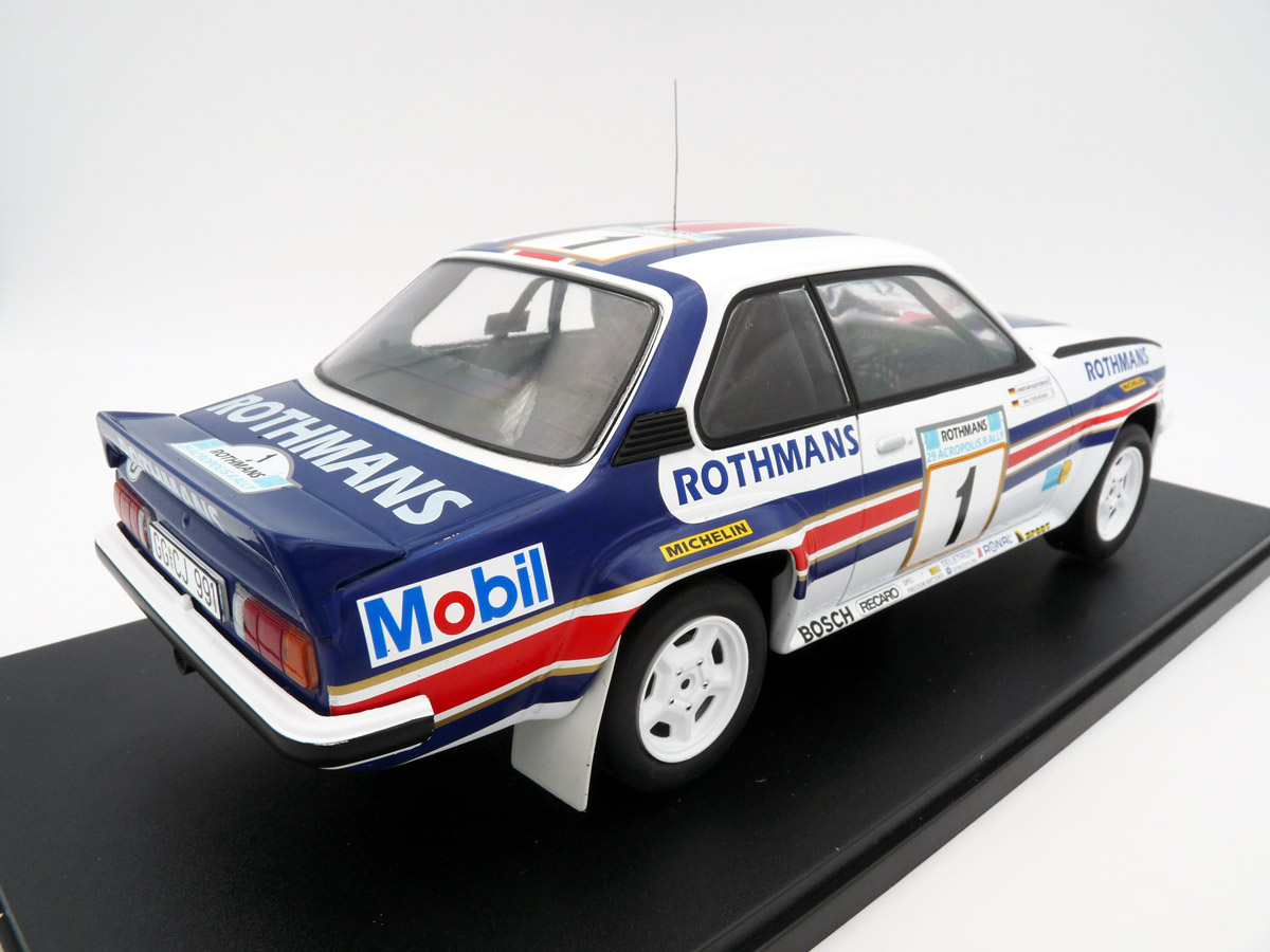 ixo-18RMC097A20-2-Opel-Ascona-400-Rothmans-Rallye-Acropolis-1982-Walter-Röhrl-Christian-Geistdörfer-1