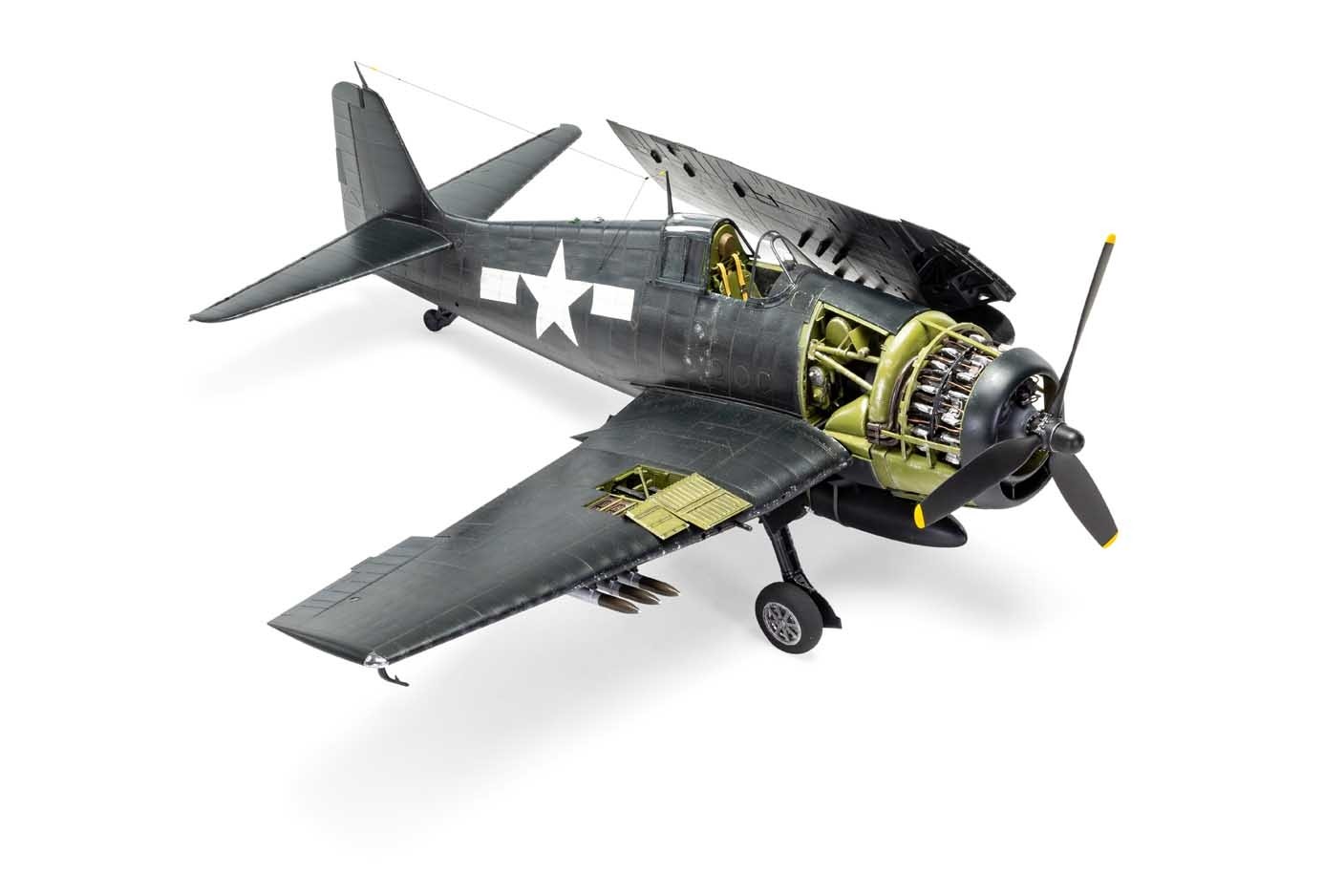 airfix-A19004-2-Grumman-F6F-5-Hellcat-Riesenbausatz airfix-A19004-2-Grumman-F6F-5-Hellcat-Riesenbausatz