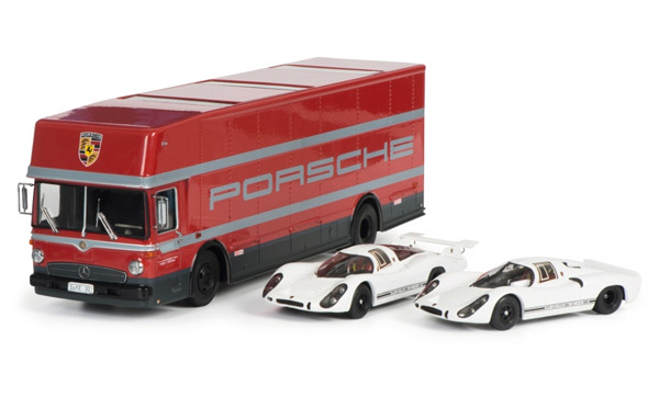 schuco-450372700-1-Porsche-Renntransporter-Set-Porsche-908