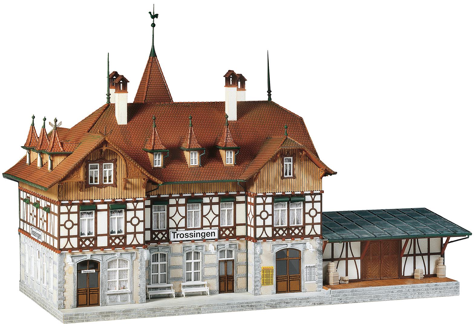 Faller-110114-2-Bahnhof-Trossingen-Modellbausatz-Modelleisenbahn-Bahnsteigseite