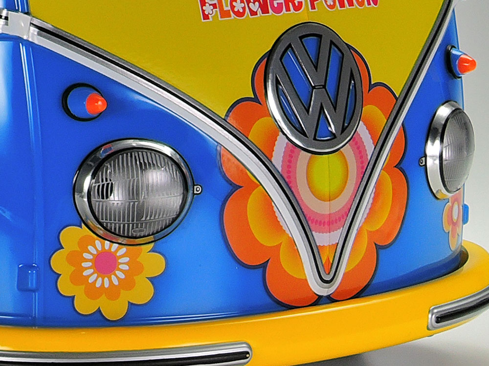 tamiya-47453-2-VW-T1-Typ-2-Fensterbus-Flower-Power-Hippie-Woodstock-Camperbus-ferngesteuert
