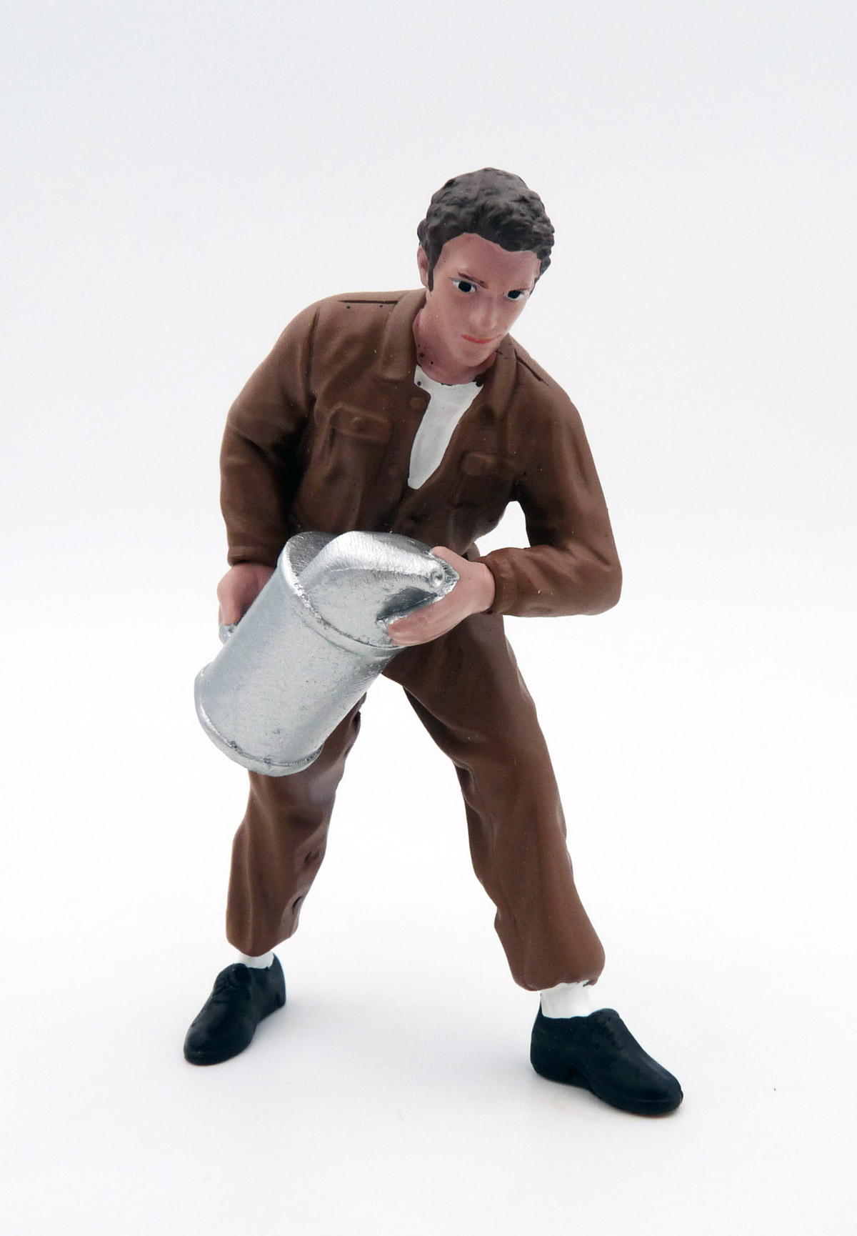 americandiorama-AD76288-2-Derek-Mechaniker-mit-Kanne-Race-Day-Figur americandiorama-AD76288-2-Derek-Mechaniker-mit-Kanne-Race-Day-Figur