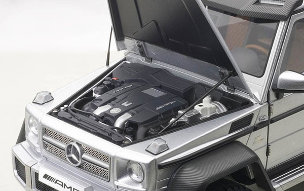Autoart Mercedes-Benz G63 AMG 6x6 silber, #76301