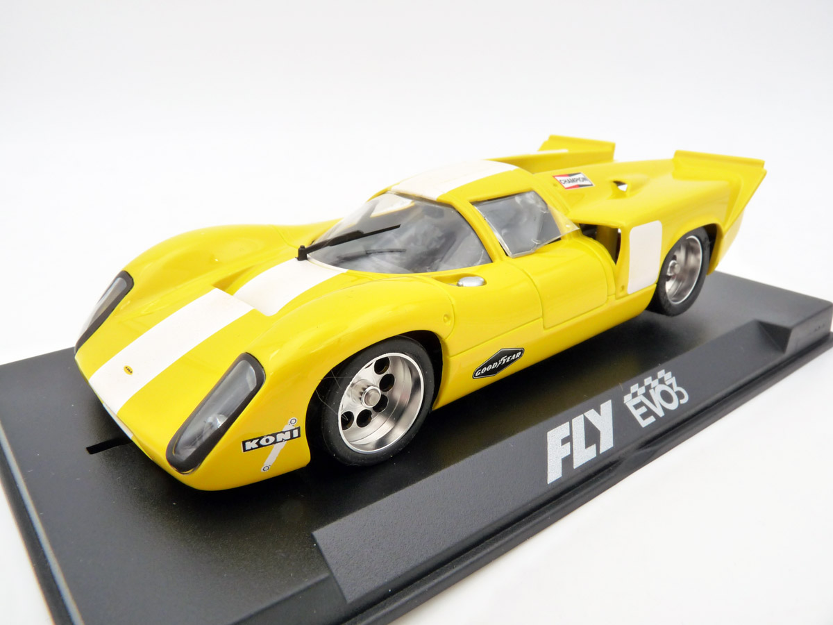 Fly-R2007R2-1-Lola-T70-Mk3b-GT-Ecurie-Bonnier-Evo3-racing-chassis-front