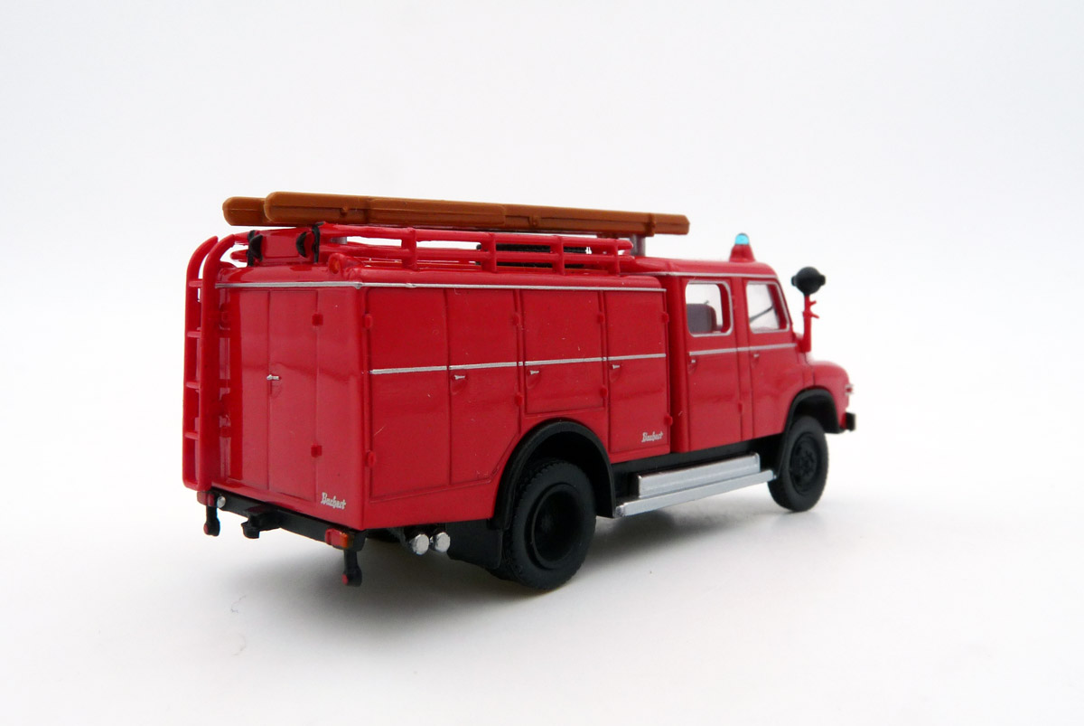 brekina-45130-2-MAN-450-HA-TLF-16-rot-schwarz-Rundhauber-Heck brekina-45130-2-MAN-450-HA-TLF-16-rot-schwarz-Rundhauber-Heck