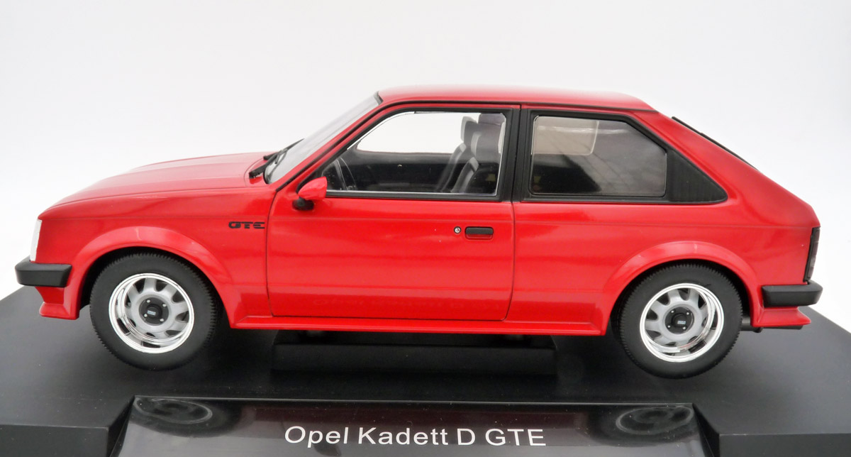 model-car-group-MCG18269-2-Opel-Kadett-D-GTE-Zweitürer
