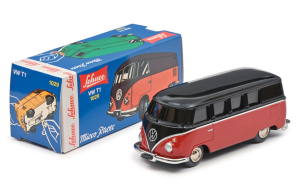 schuco-450197400-1-Micro-Racer-Volkswagen-VW-T1-Kombi-Bus-schwarzbraun-rot-Aufziehmechanismus