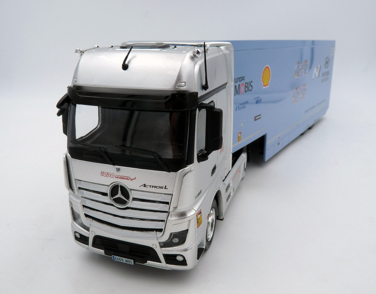 Ixo-TTR03622-2-Mercedes-Benz-Actros-MP4-WRC-Rally-Renntransporter-Team-Alzenau-Industriegebiet-Unterfranken-Korea