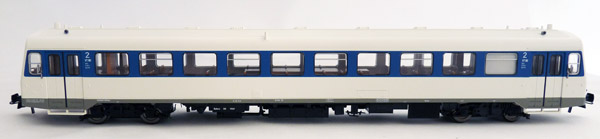 brekina64307-3-VT80-KVG-Triebwagen