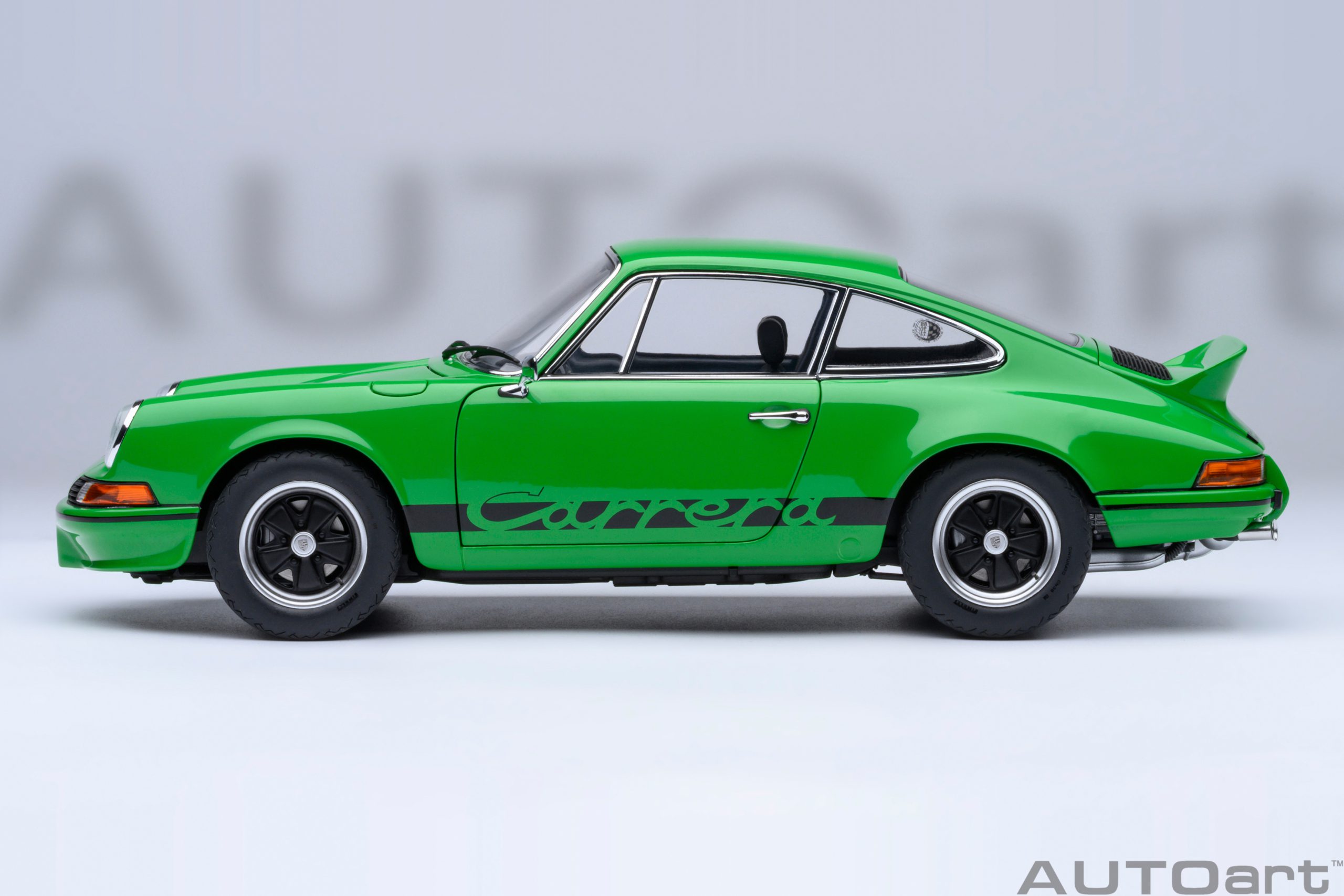 autoart-78034-7-Porsche-911-Carrera-RS-2-7-viper-green-black-stripes-Leichtbau-Sportwagen-RS-Streifen autoart-78034-7-Porsche-911-Carrera-RS-2-7-viper-green-black-stripes-Leichtbau-Sportwagen-RS-Streifen