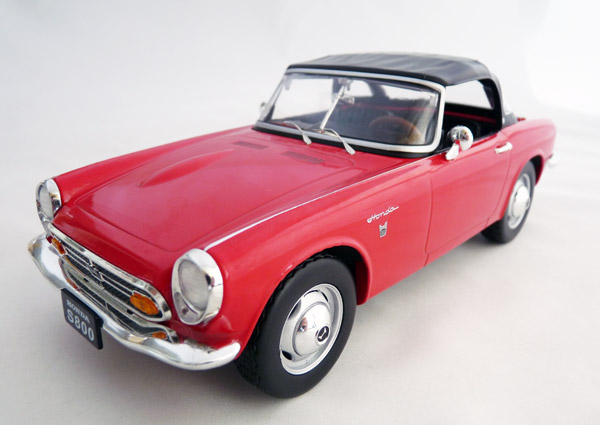 triple91800190-1-Honda-S800-Cabrio