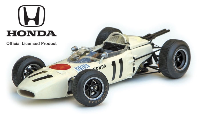 tamiya-20043-2-Honda-RA272-Formel-1-Rennwagen-Ritchie-Ginther-Ronnie-Bucknum-Mexico-GP-1965