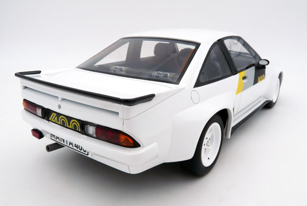 ottomobile-OT921-3-Opel-Manta-400-B-Manta-weiß-Gruppe-B-Homologation