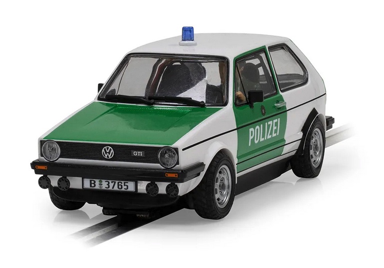 scalextric-C4573-1-Volkswagen-VW-Golf-I-GTI-Polizei-Wachtmeister-vorne